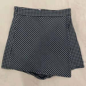 Short skirt small size